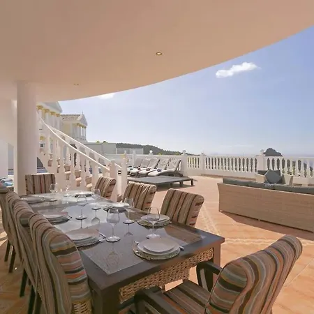 Βίλα Athena With Private Heated Pool And Sea Views