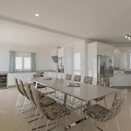 Athena With Private Heated Pool And Sea Views *