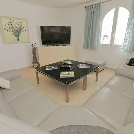 Athena With Private Heated Pool And Sea Views 阿德耶