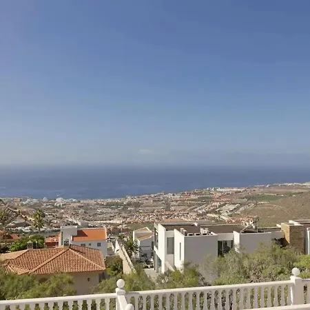 Athena With Private Heated Pool And Sea Views 别墅 *