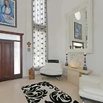 Athena With Private Heated Pool And Sea Views 阿德耶