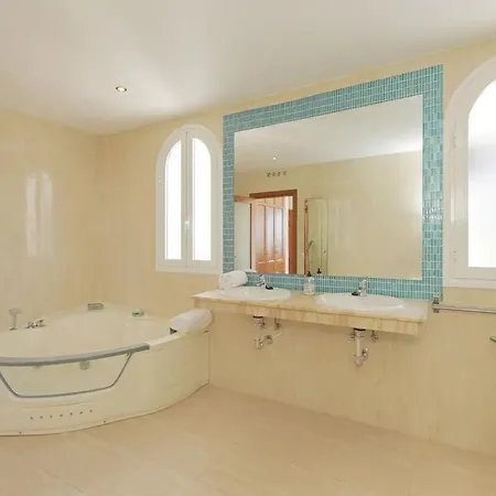 Vila Athena With Private Heated Pool And Sea Views *
