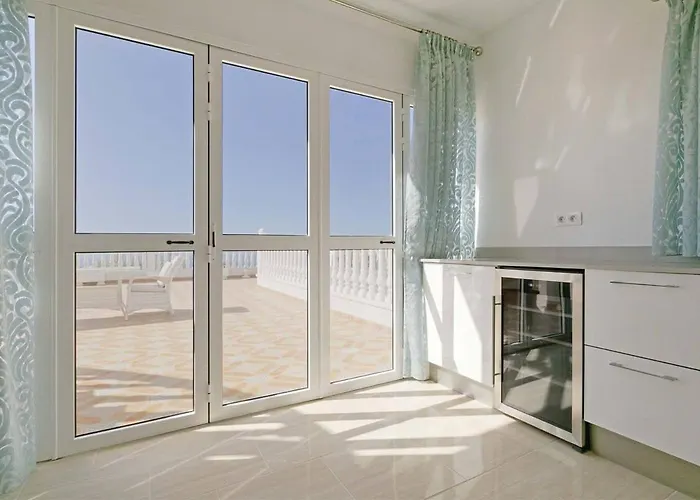 Villa Athena With Private Heated Pool And Sea Views Costa Adeje (Tenerife)