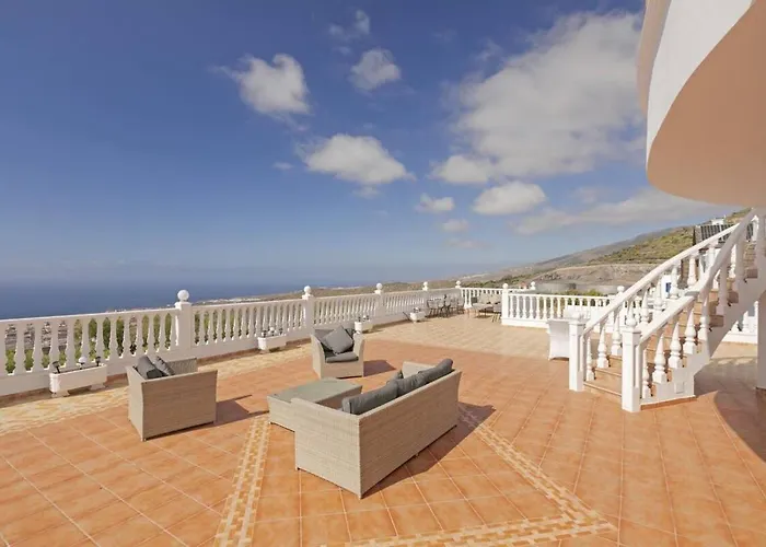 Villa Athena With Private Heated Pool And Sea Views