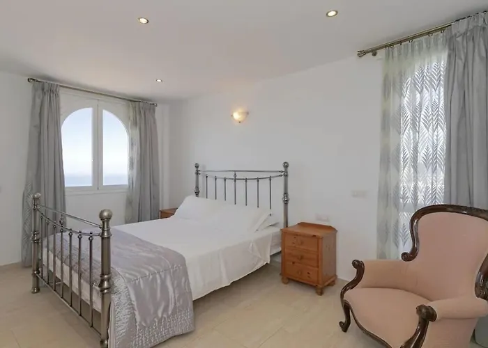 Athena With Private Heated Pool And Sea Views *