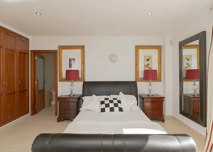 Villa Athena With Private Heated Pool And Sea Views Costa Adeje (Tenerife)