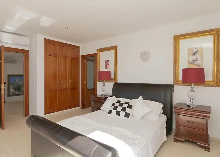 Villa Athena With Private Heated Pool And Sea Views